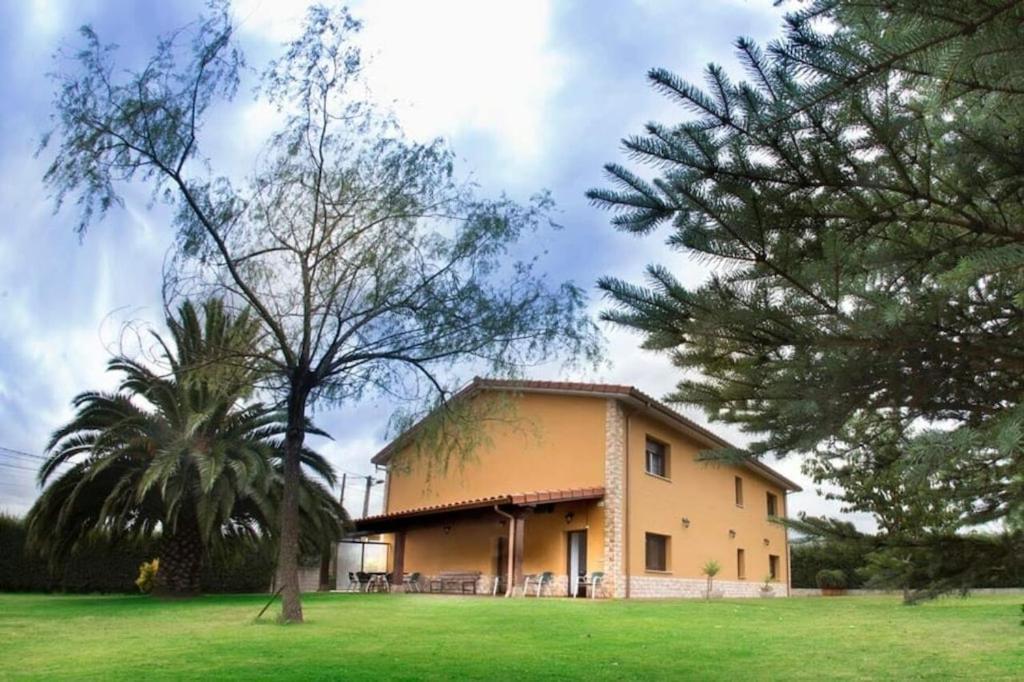 Villa Paula Avilés Exterior foto